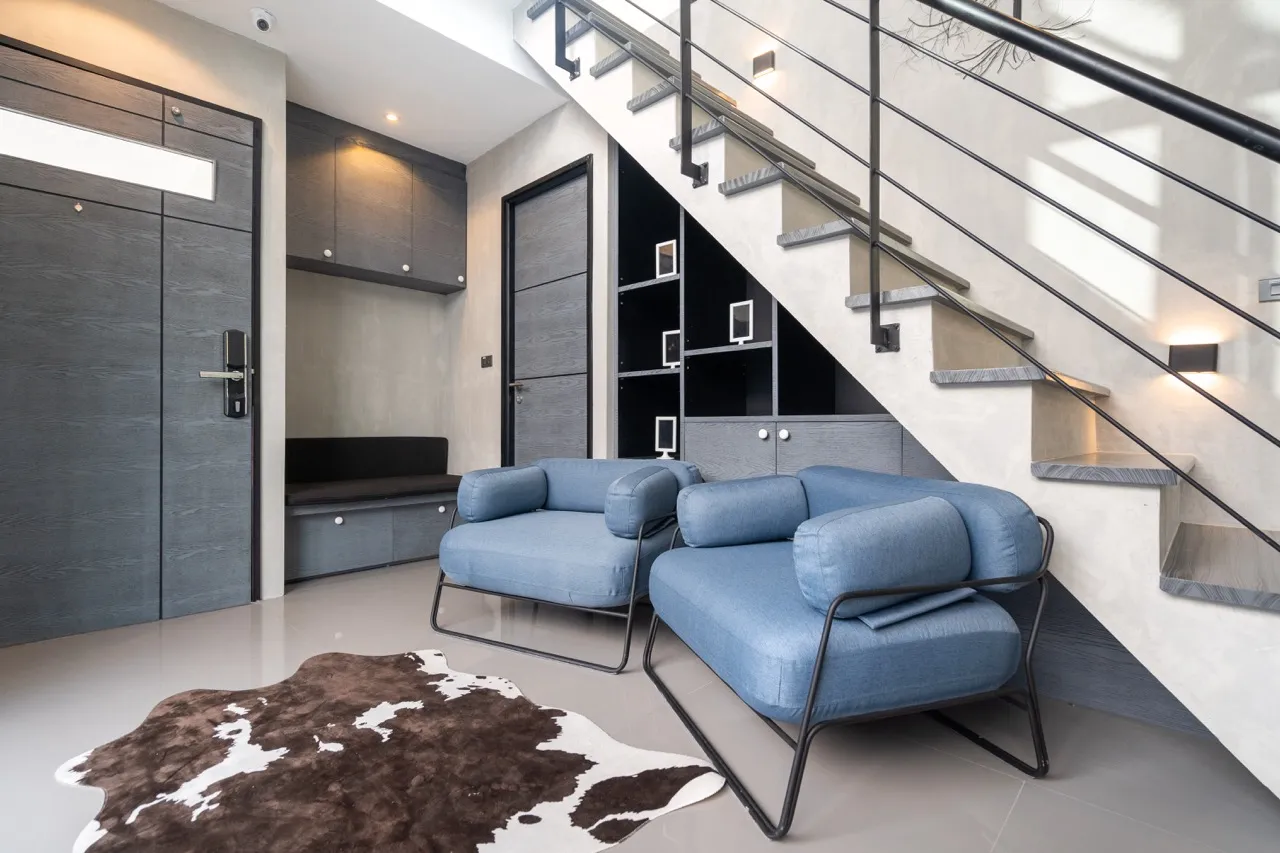 Renovision Design & Build, experienced General Contractor Bellevue, offering custom new construction homes with superior design and build quality.