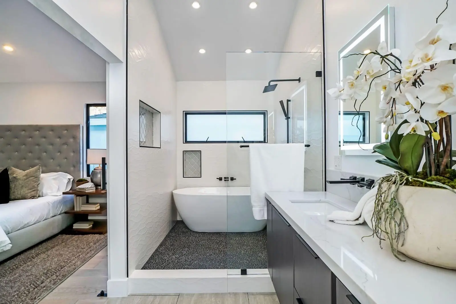 Bathroom renovation project by trusted General Contractor Edgewood specialists