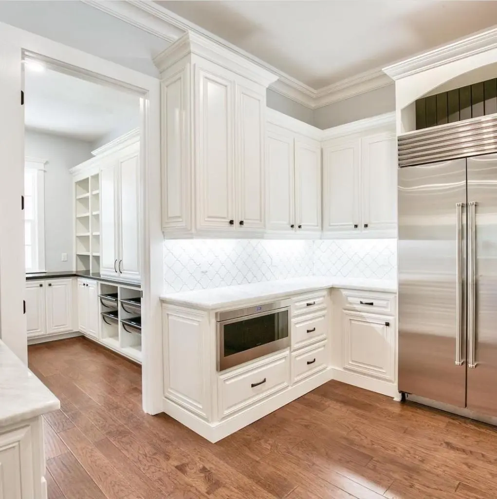 Kitchen remodel by expert General Contractor Spanaway showcasing custom cabinets and countertops.